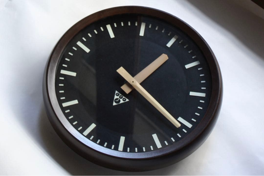 超絶レア！37cm Black Dial PRAGOTRON パラゴトロン 時計