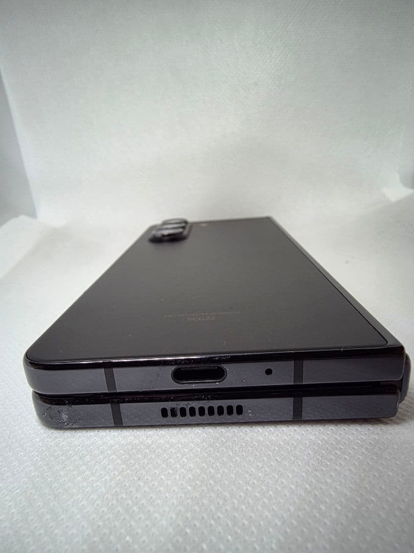 道*1様 Galaxy Fold5 256GB au SIMフリー