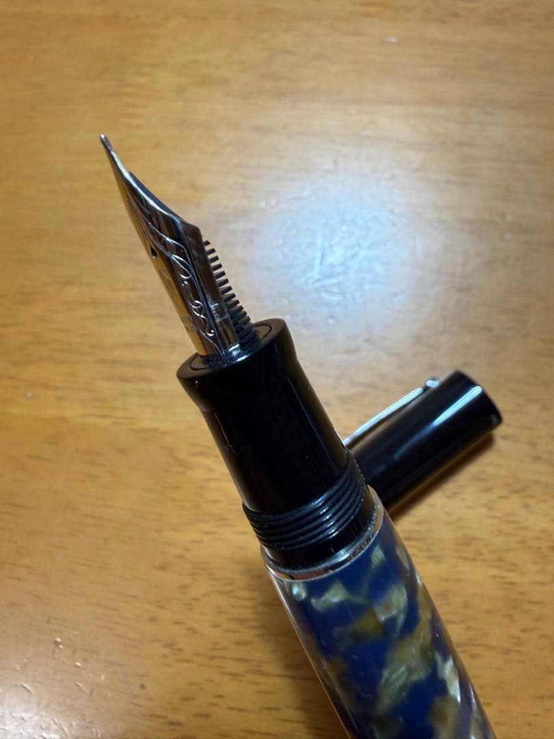 万年筆　デルタ　オールドナポリ　F 中古品