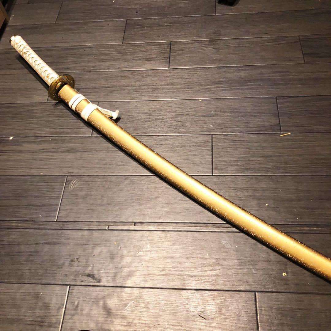 高級模造刀　白金拵え　太刀　本格模造刀