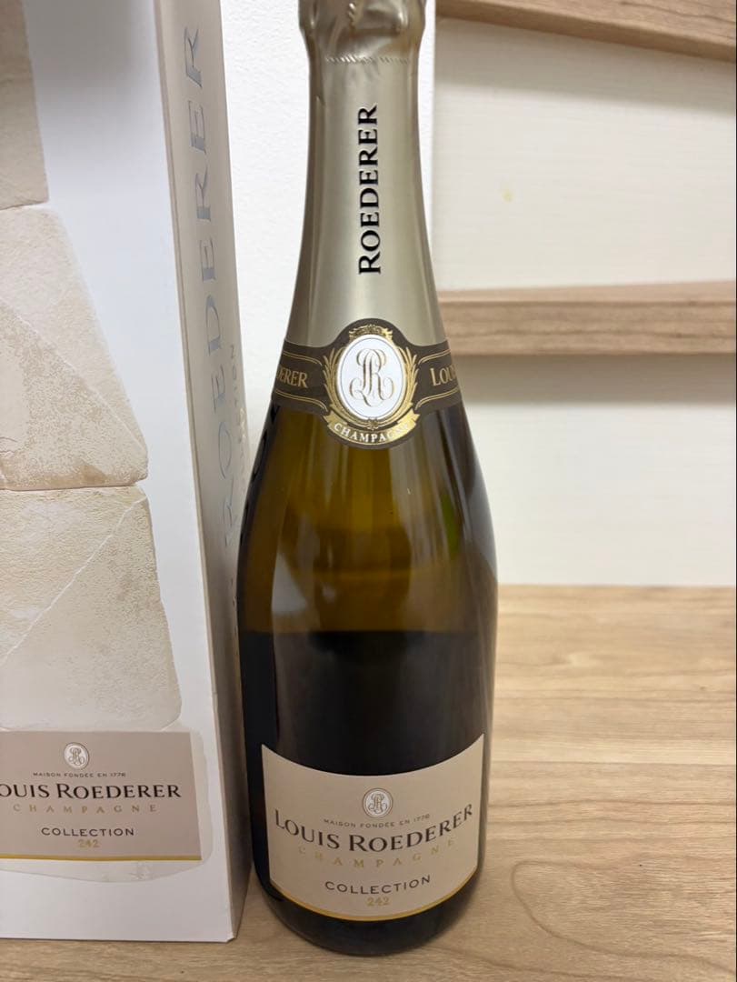 ルイロデレール　シャンパン242 750ml 新品