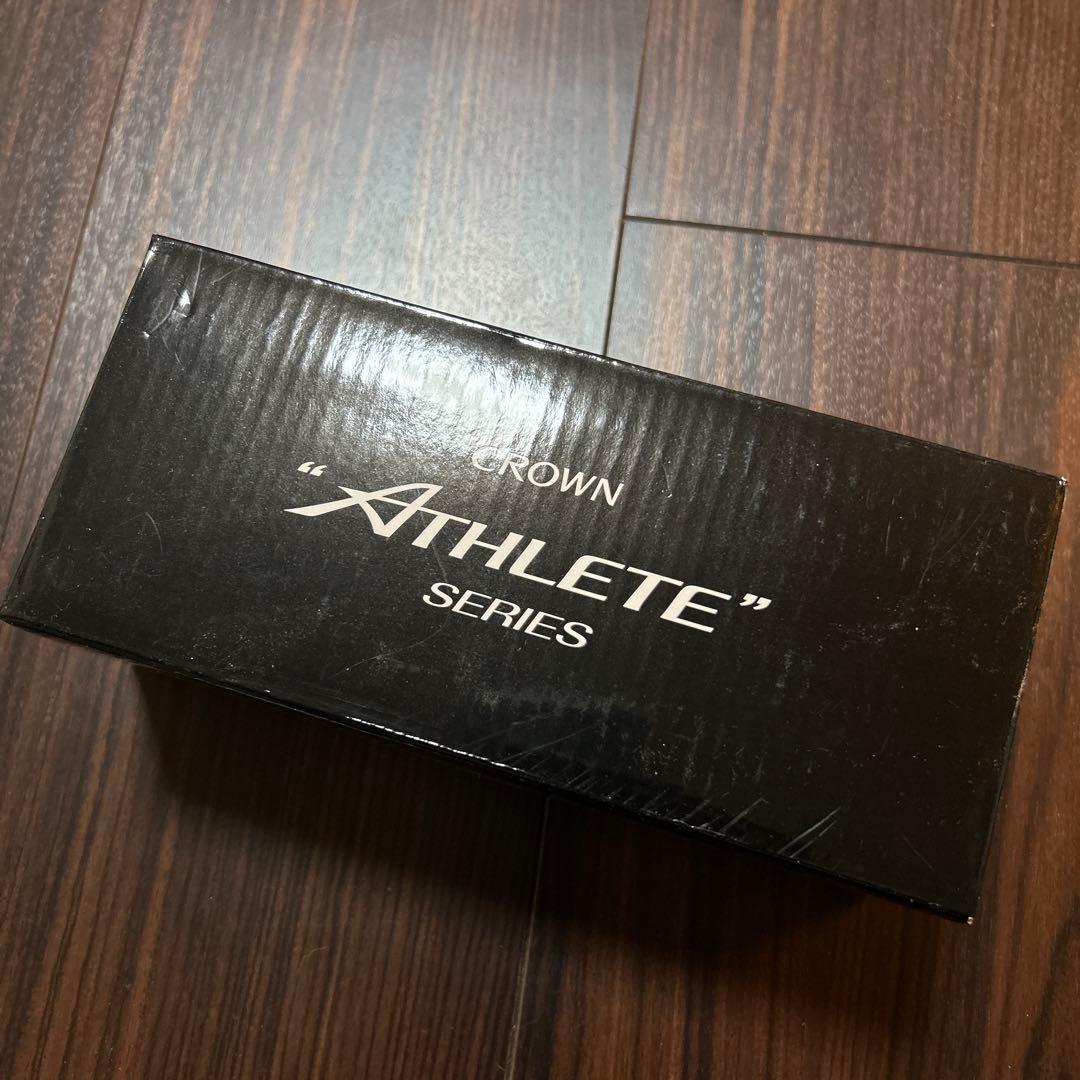 【非売品】クラウンアスリート白　ダイキャスト製カラーサンプル 1/30ミニカー