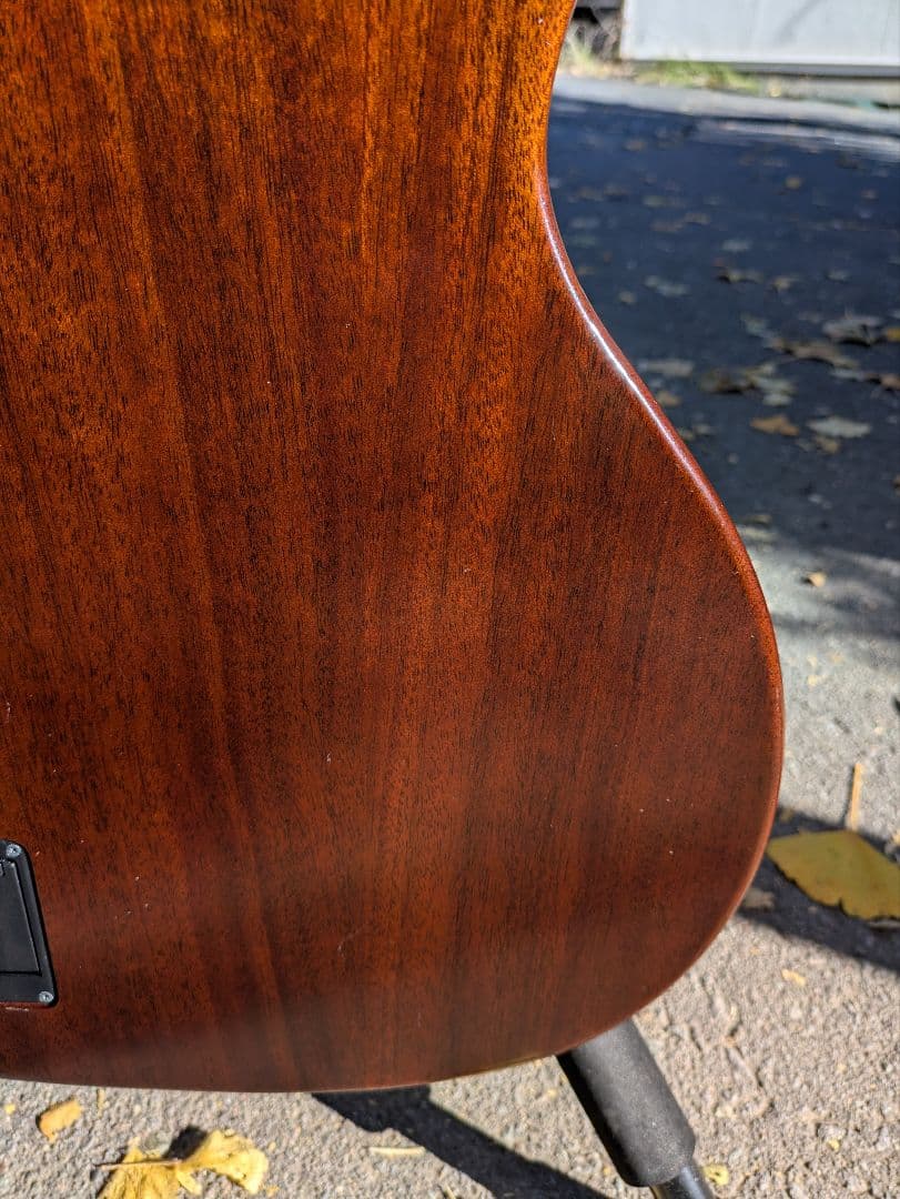 VG エレアコ　ホワイト