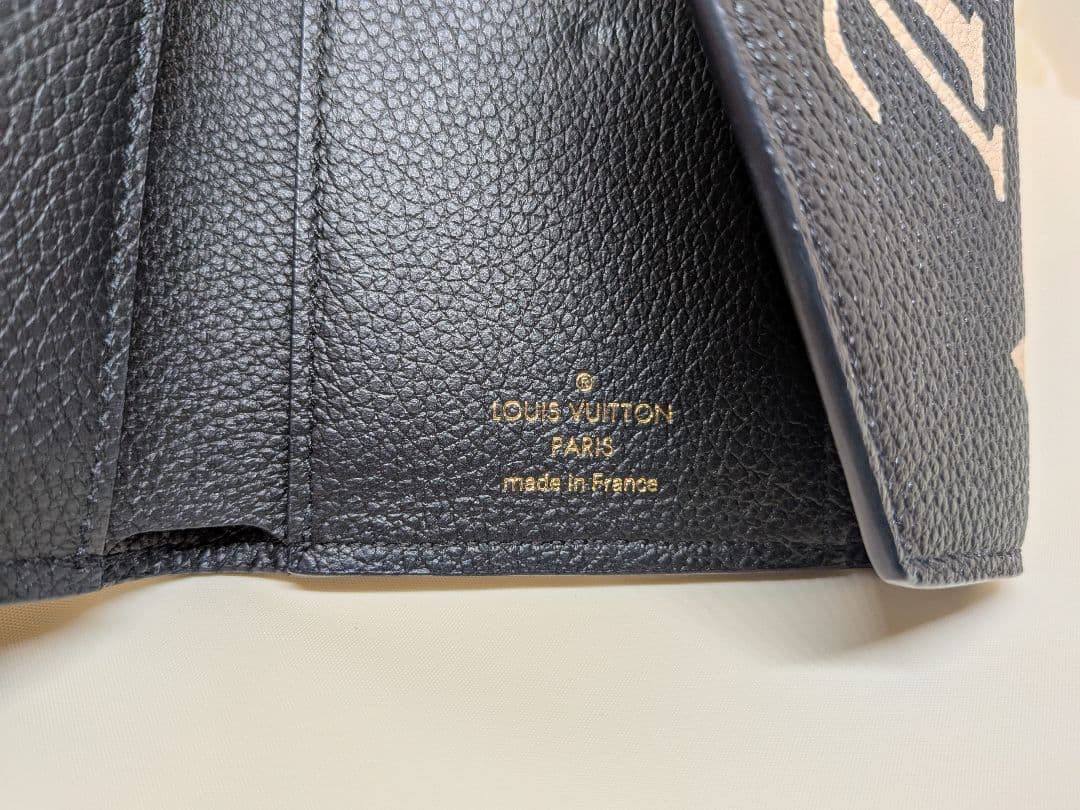 ルイヴィトン ポルトフォイユ ヴィクトリーヌ バイカラー アンプラント 財布