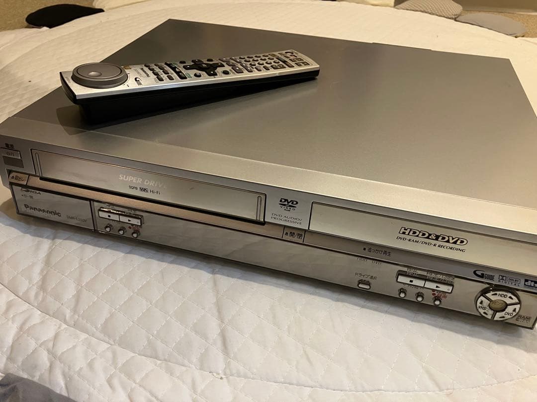 panasonic パナソニック VHS DVD プレーヤー DMR-E250V