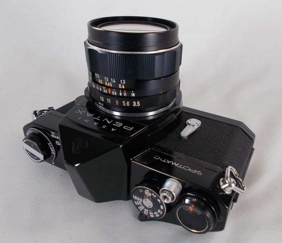 フィルムカメラ 整備済　Pentax SP　+ レンズ f/3.5　G261