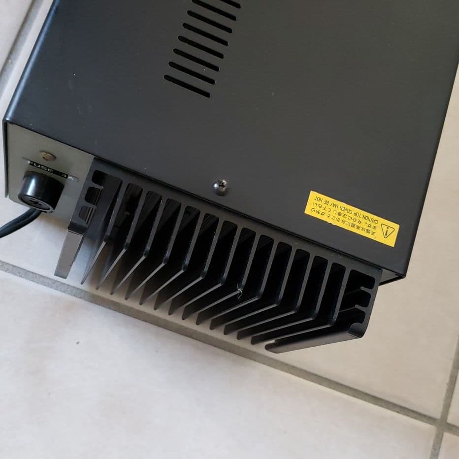 アルインコ　DC電源　DM-31OMV