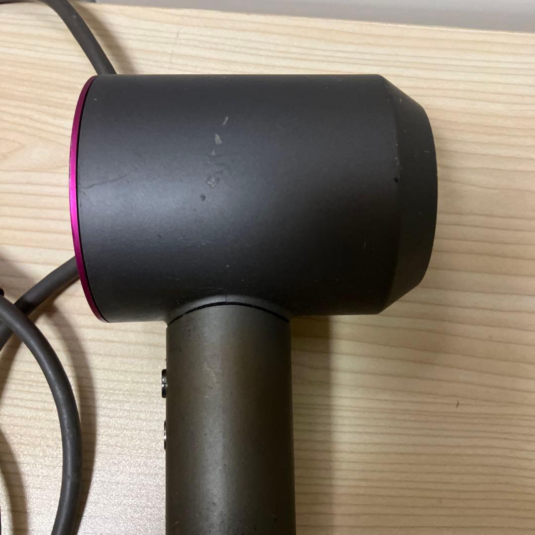ダイソン ドライヤーHD01 ヘアドライヤー