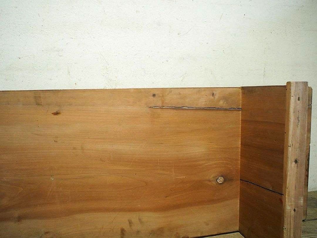 1282 重厚な一枚板のローテーブル　展示台　古家具　レトロ　アンティーク