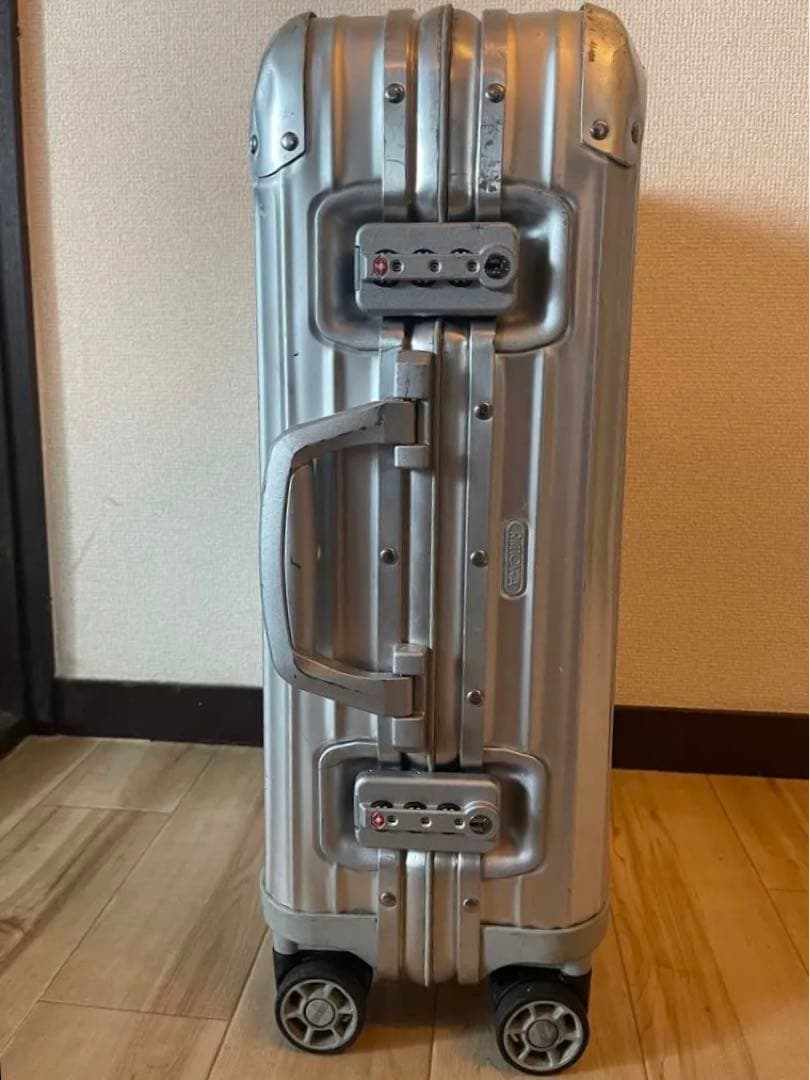 RIMOWA リモワ TOPAS トパーズ 32L 4輪 機内持ち込み