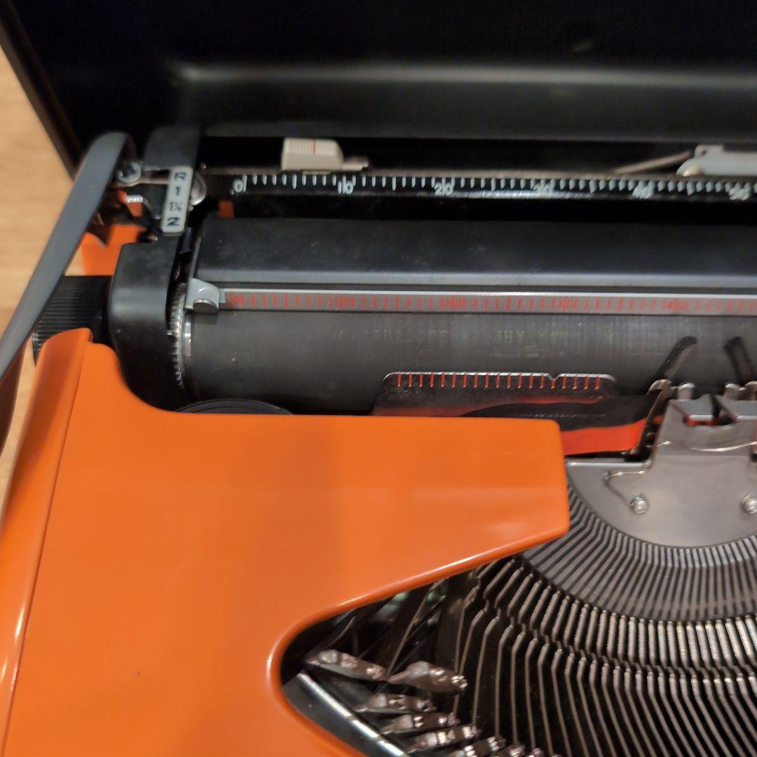値下げ。Brother Young Elite タイプライター オレンジ