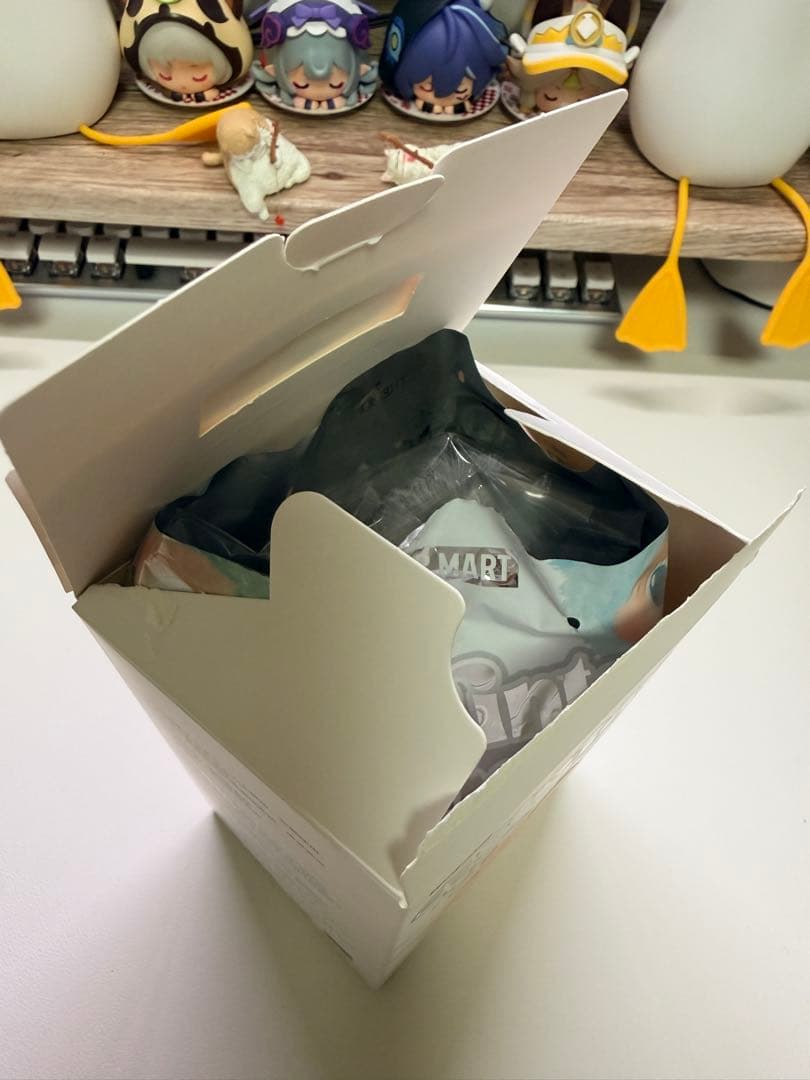 POP MART THE MONSTERS シークレット　ID