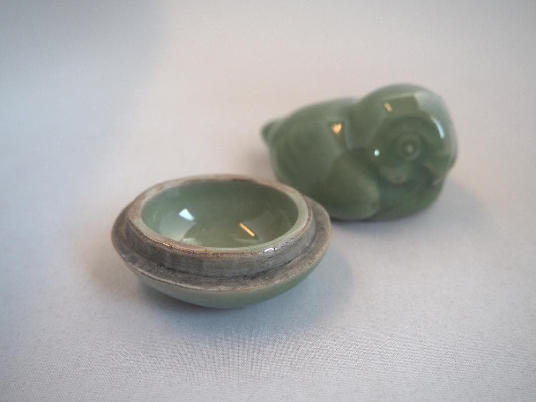 裏千家11世玄々斎宗室御書付『青磁梟形香合』