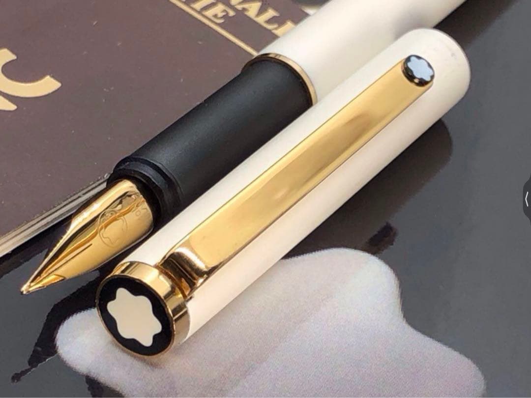 モンブラン　★未使用に近い極美品レア純白ホワイトカラー軸SラインNo2118