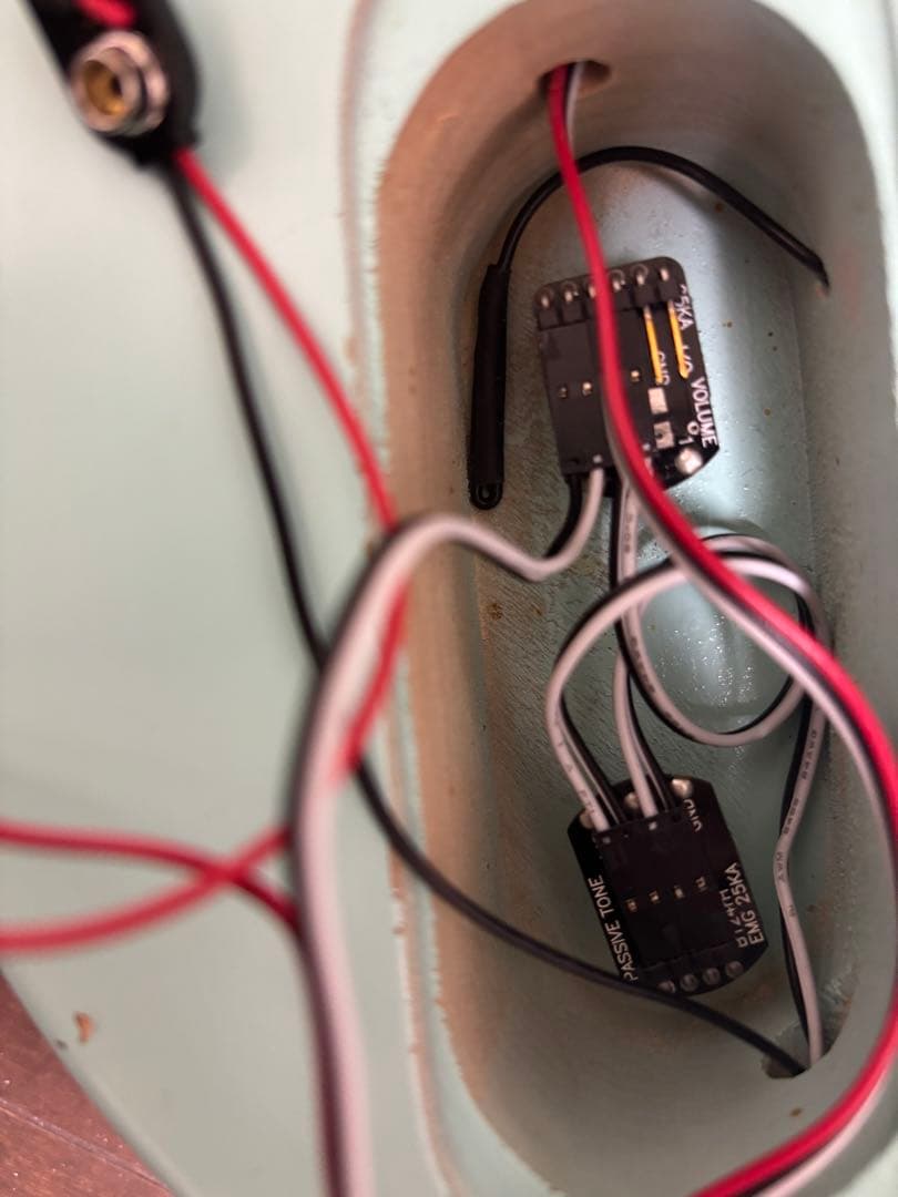 スカイギター風　オーダーメイドギター　31フレット