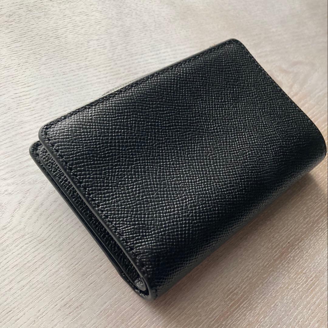 COACH コーチ　2つ折財布黒　ゴールド金具馬車ロゴ