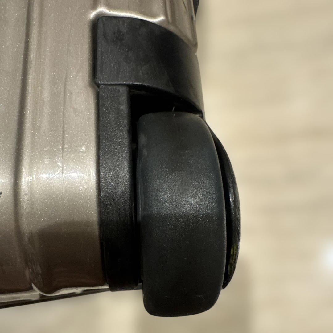 最安値 RIMOWA サルサ　SALSA 35L 機内持ち込みサイズ