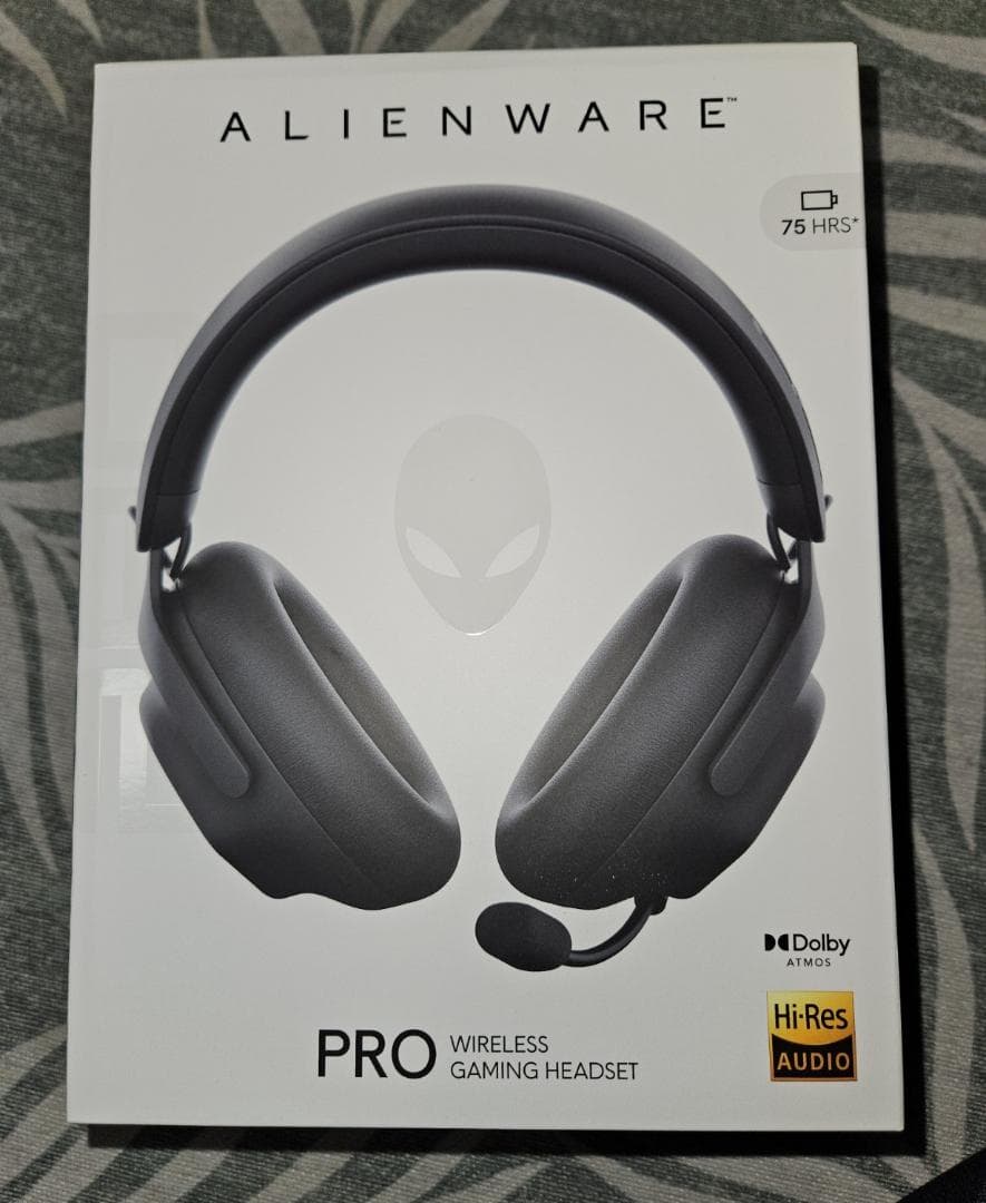 ヘッドホン Alienware PRO WIRELESS GAMING HEADSET