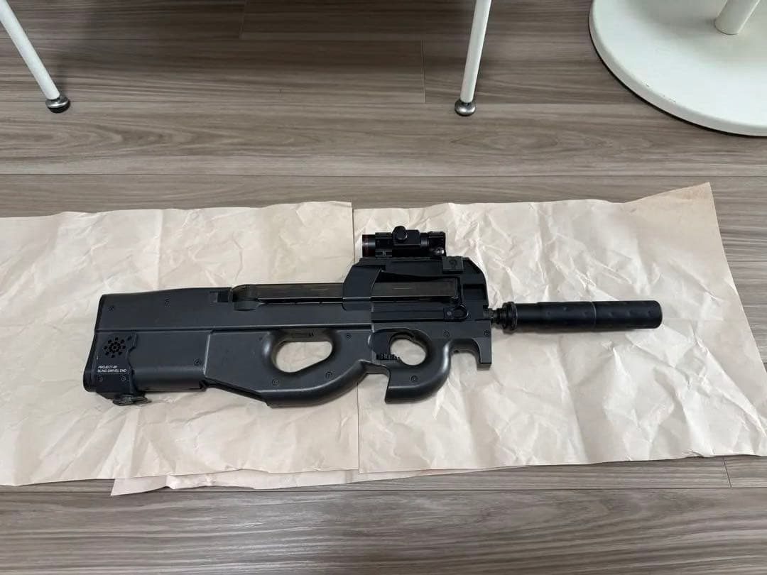 N*i様 東京マルイ P90 TR スタンダード電動ガン:サイト・多弾マガジン付