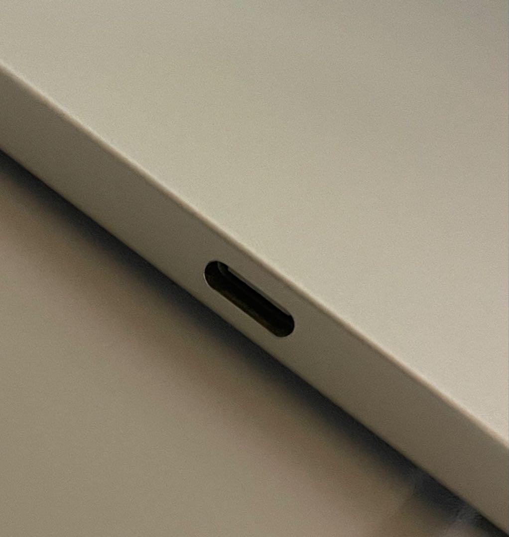 Apple iPad (第11世代) a16チップ本体シルバーWiFi