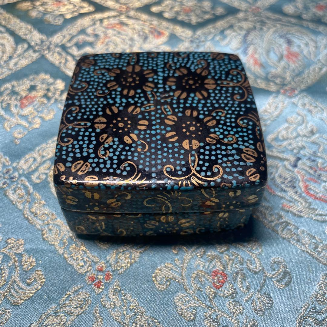 名作　九谷焼　菊仙造　床間揃　青花柄漆器香合他