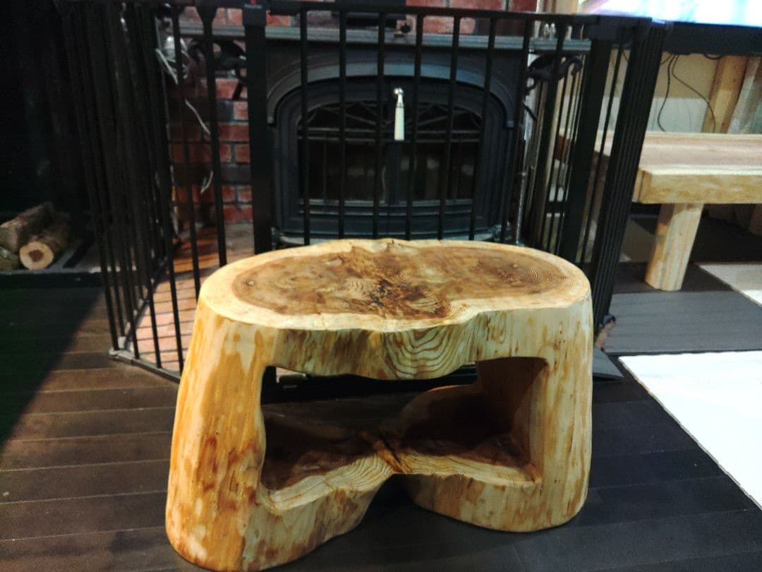 杉のくりぬき丸太スツール　双子丸太