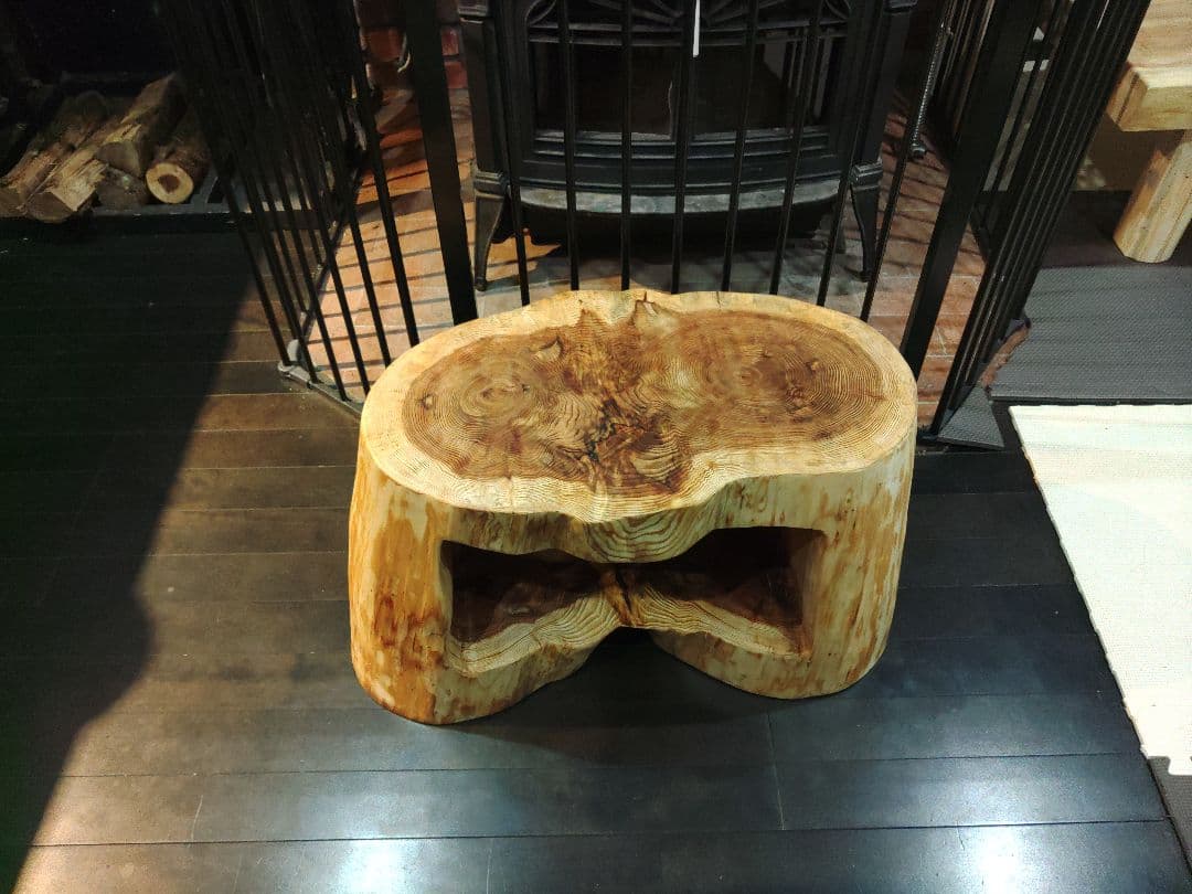 杉のくりぬき丸太スツール　双子丸太