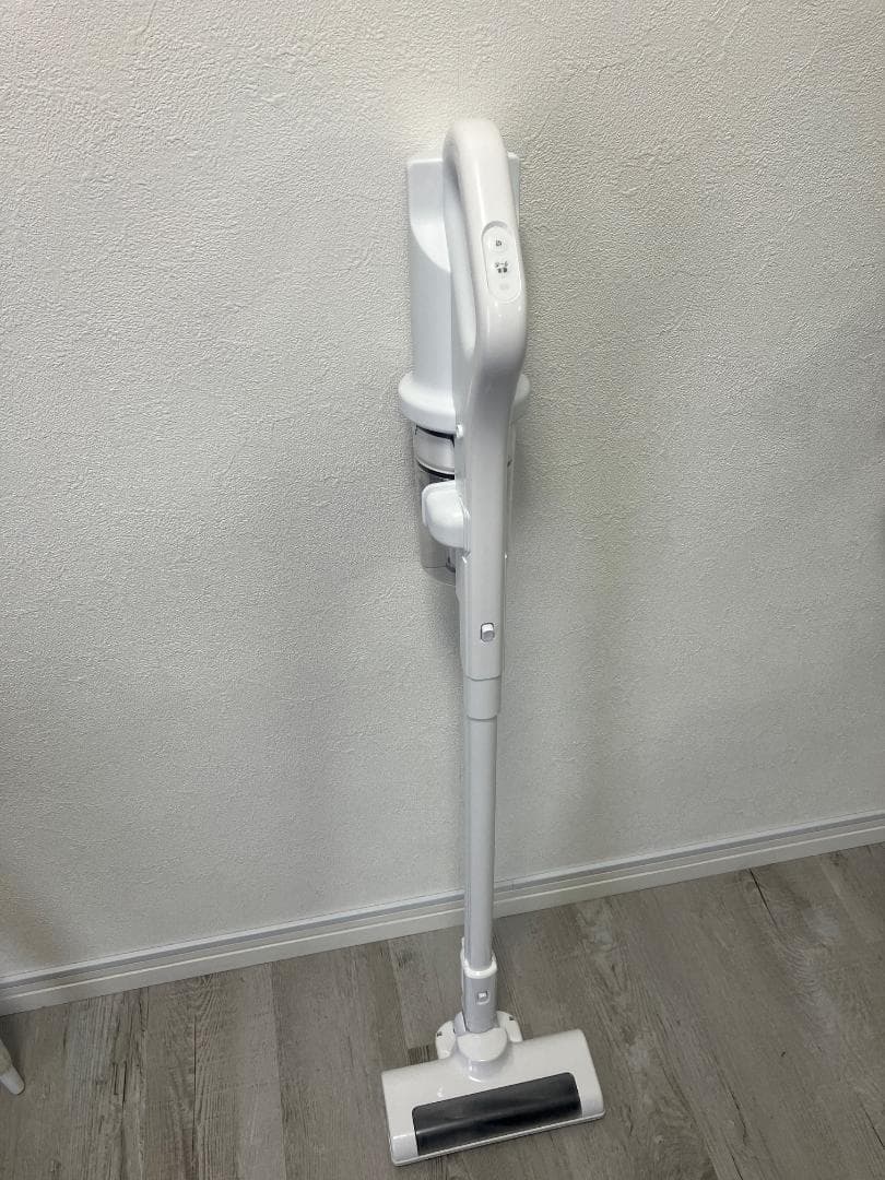 アイリスオーヤマ 充電式サイクロンスティッククリーナー SCD-185P-W