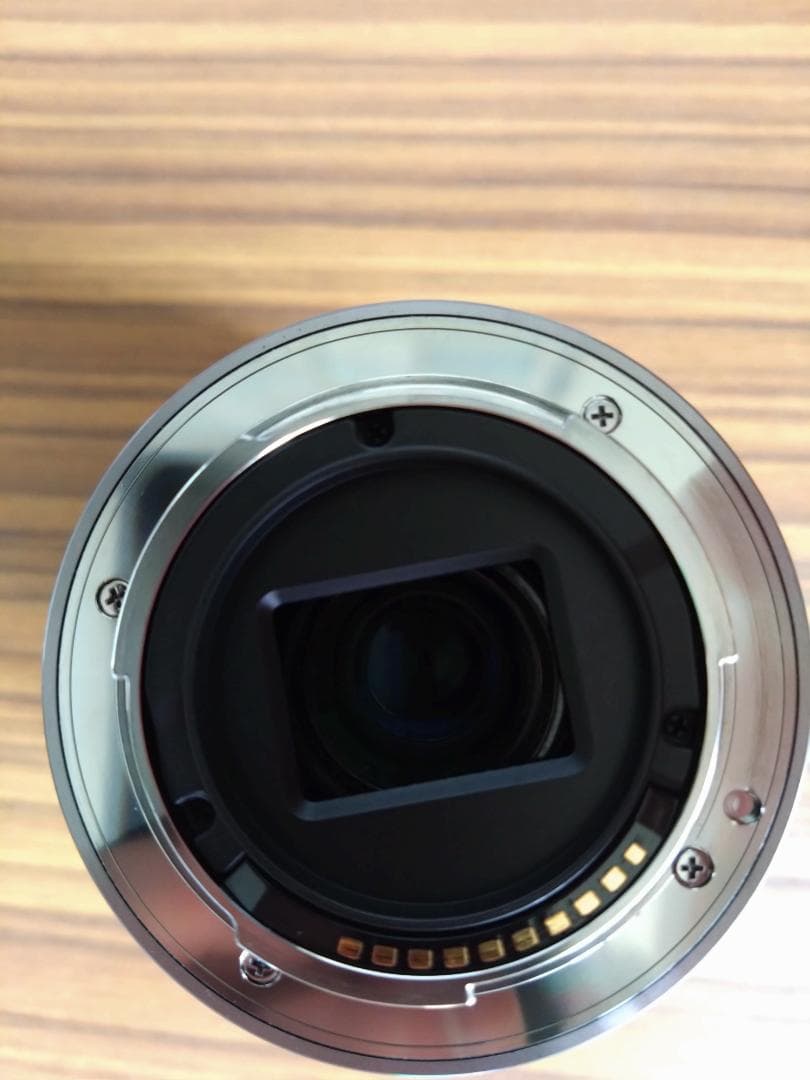 SONY E 18-200mm ズームレンズ