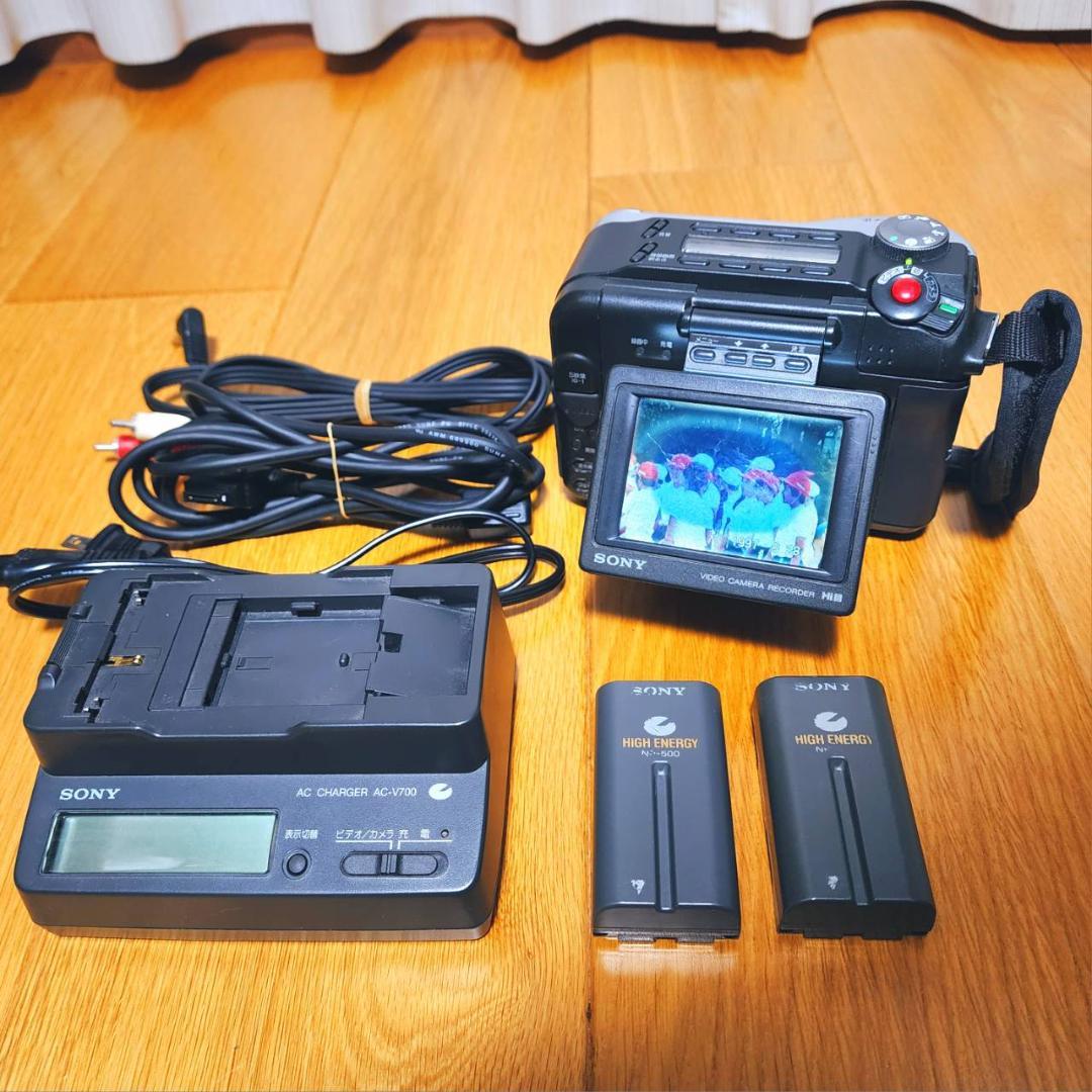 【動作確認済】希少 SONY 高画質 Hi8 ビデオカメラ CCD-SC65