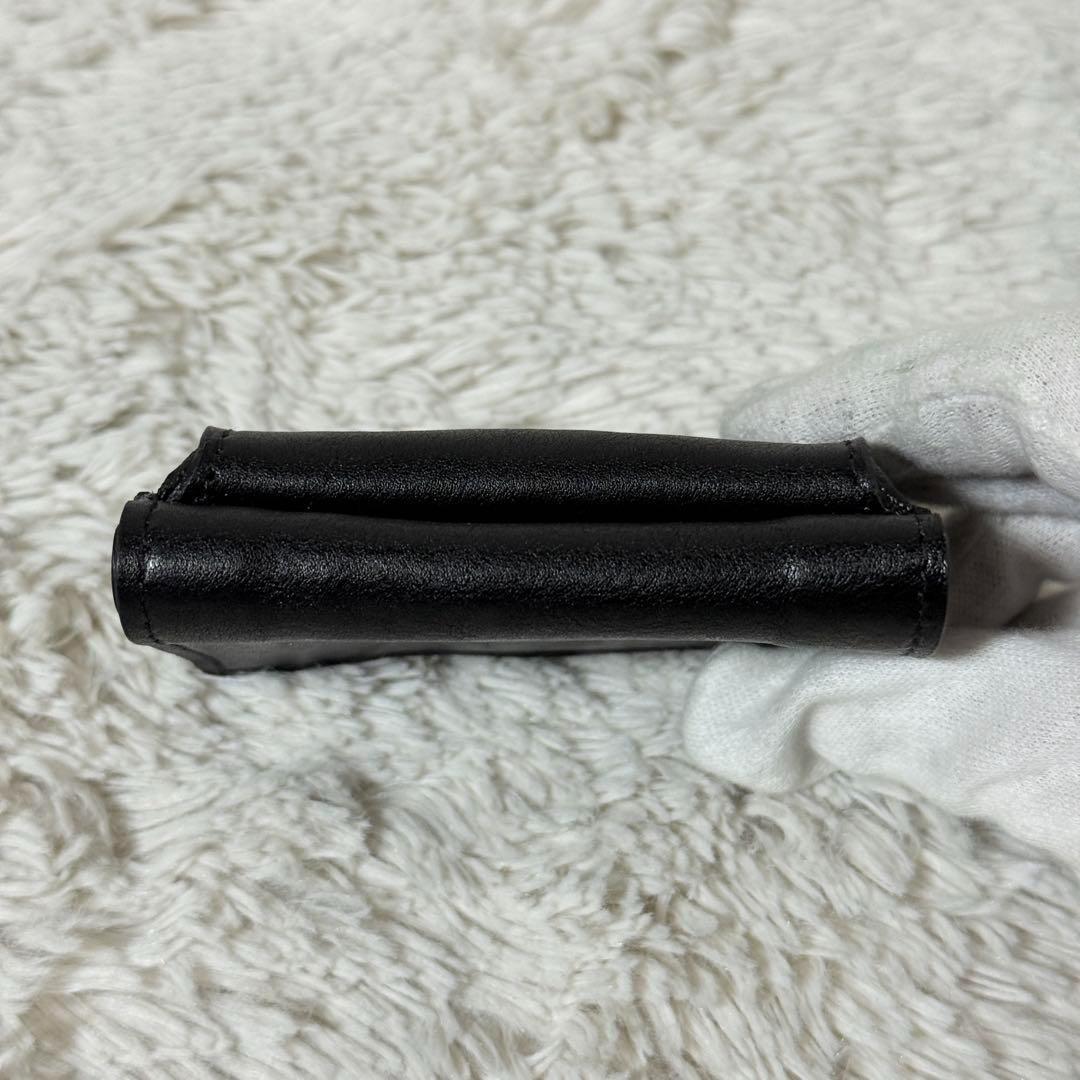 未使用✨IL BISONTE イルビゾンテ　トリフォルドウォレット　レザー　黒