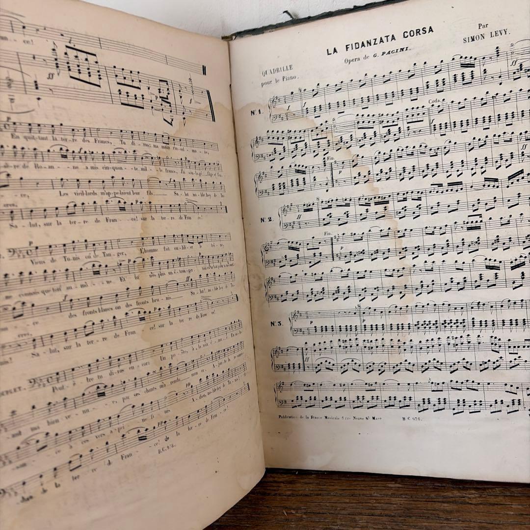 フランスアンティーク　1800年代の楽譜　希少　chanson シャンソン
