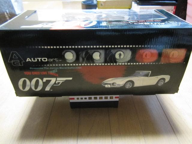 ミニカー AUTOart 007 TOYOTA2000GT Only Live Twice