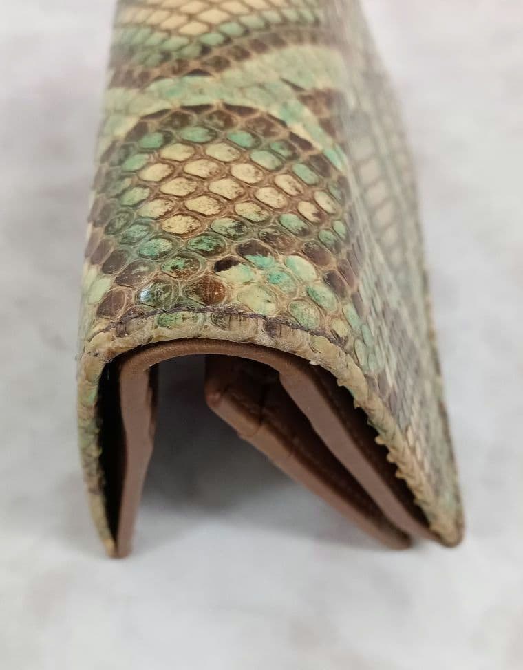 APX08 グッチ マーモント コンパクトウォレット 2つ折り財布