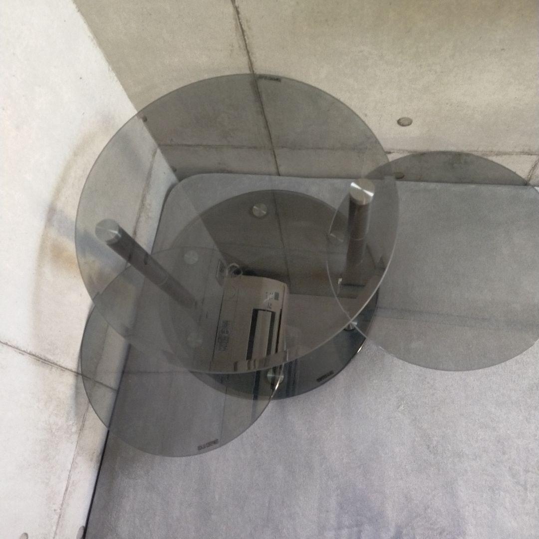 【極美品】円形ガラステーブル ブラックよりのグレー