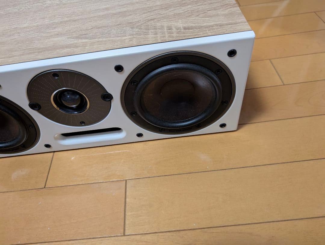 スピーカー・ウーファー DALI OBERON VOKAL