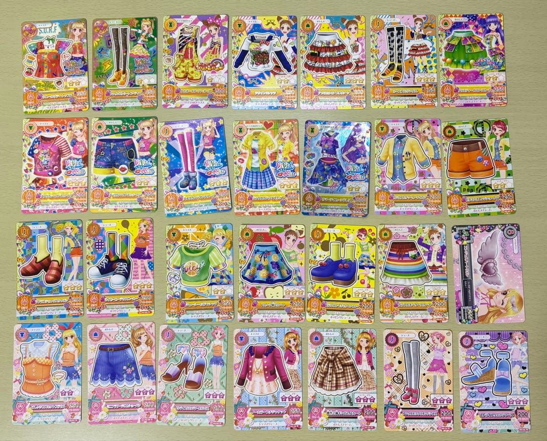【カードケース➕学生証付き・レア限定入り】アイカツ アイカツカード まとめ売り