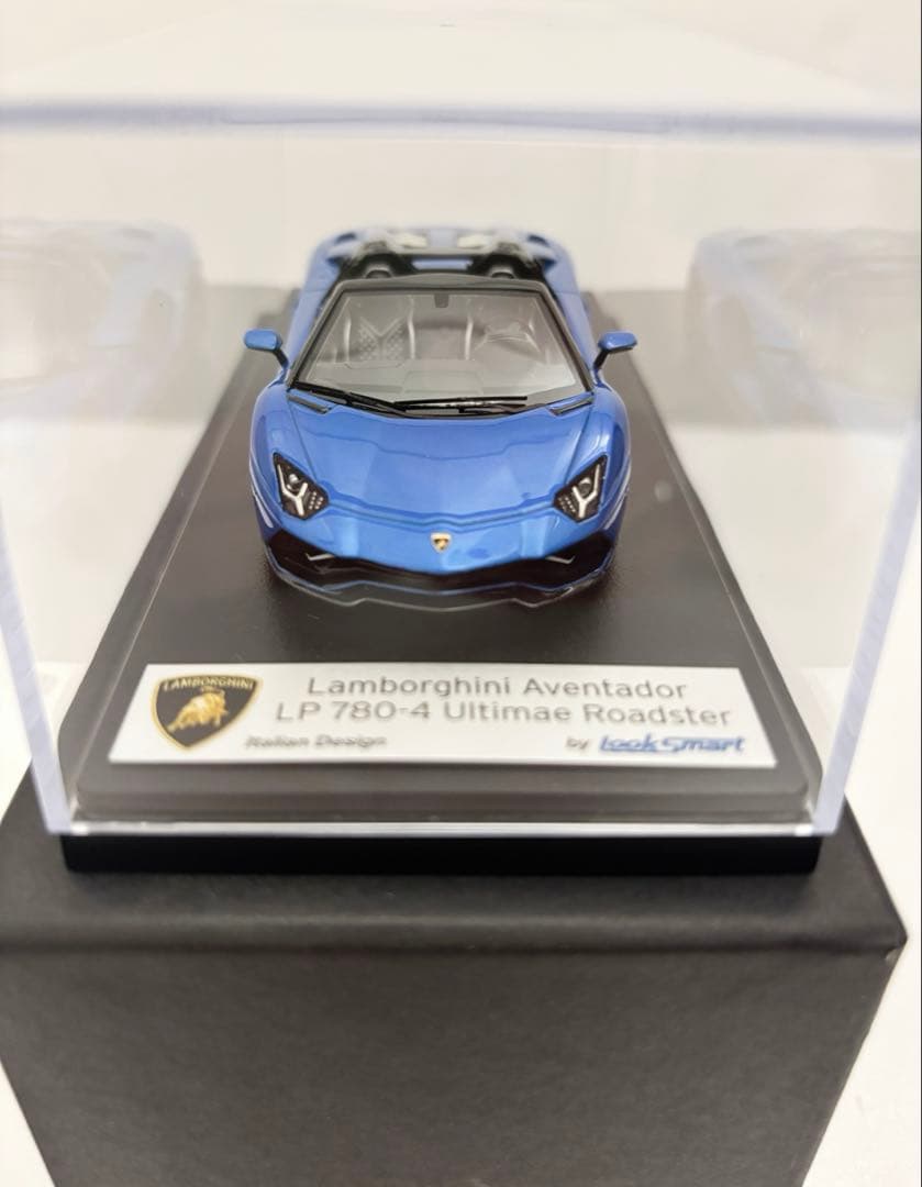 ルックスマート 1/43 ランボルギーニ アヴェンタドール ウルティメ