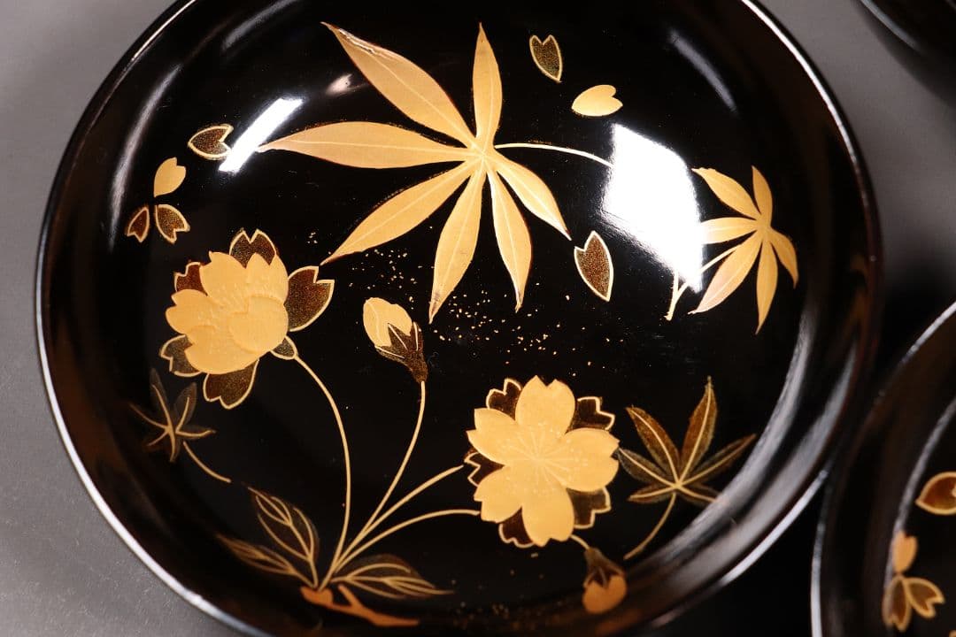 時代木製漆器 桜紅葉 黒蒔絵椀 五客 金蒔絵 梨地 漆芸【CL61】