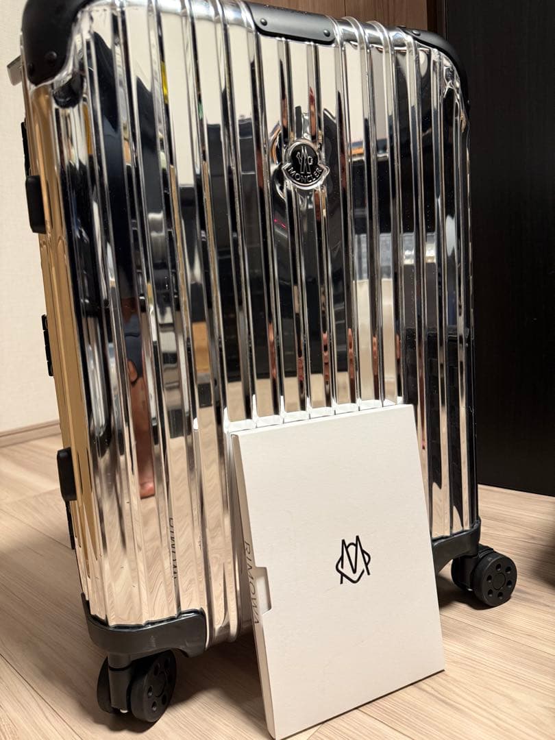 RIMOWA×MONCLER 機内持ち込み可能　キャリーケース