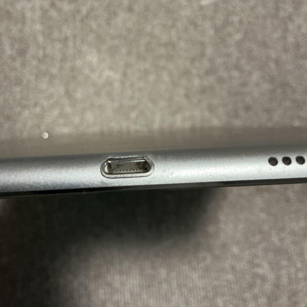 Apple iPad Pro 10.5 インチ シルバー 本体　訳あり