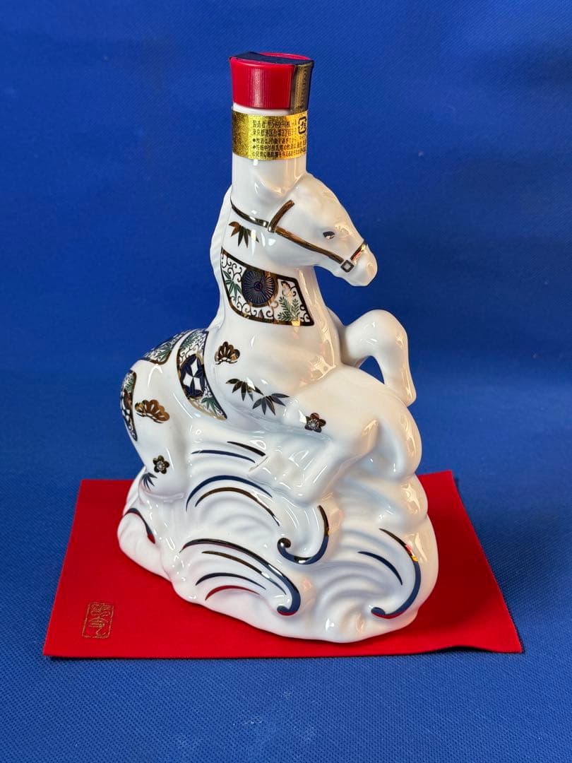 サントリーローヤル2026年午歳干支ボトル