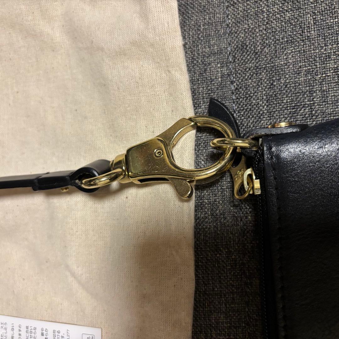 イルビゾンテ　ショルダーバッグ　ネイビー