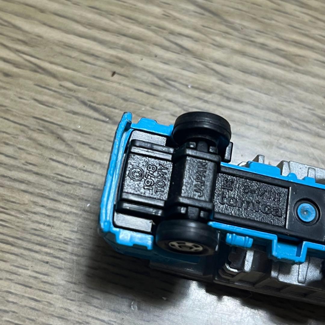 いすゞ　オフロード　日本製　当時物