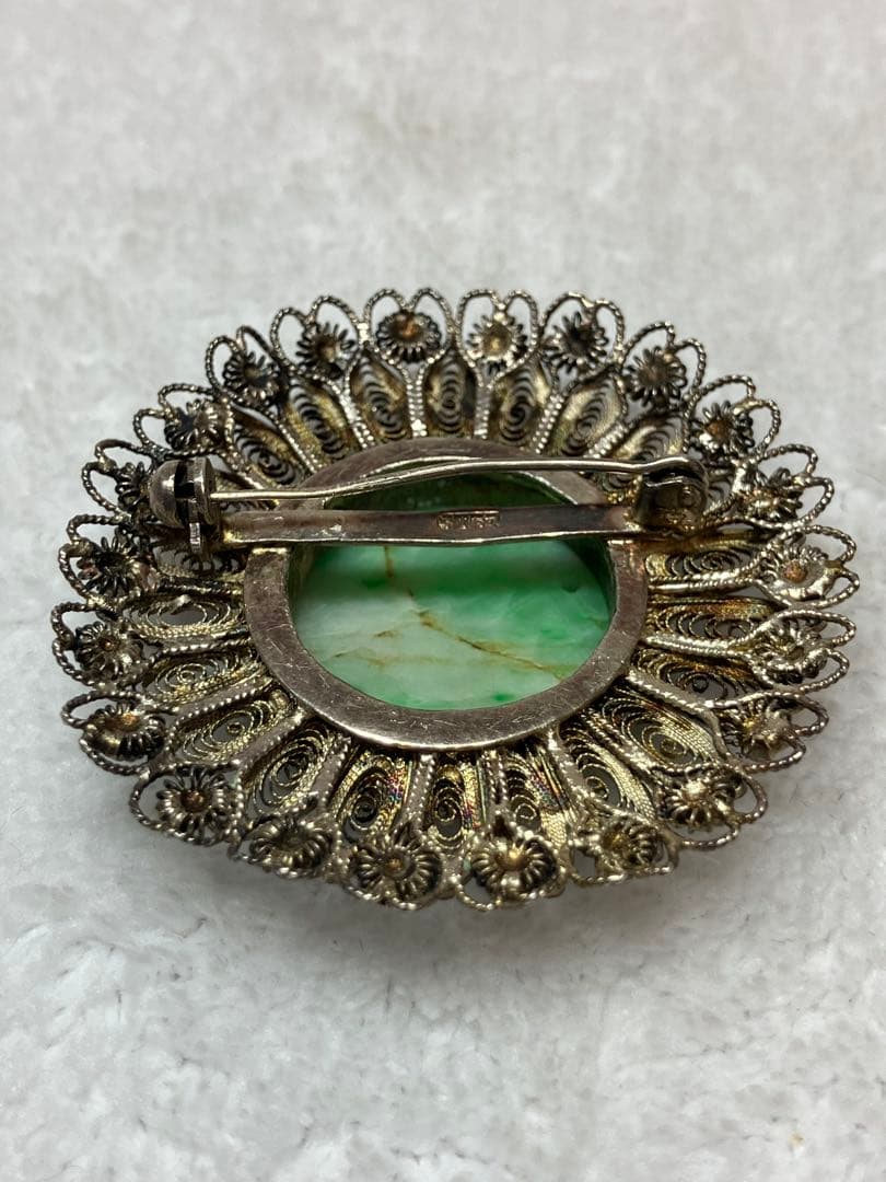 翡翠 ブローチ アンティーク