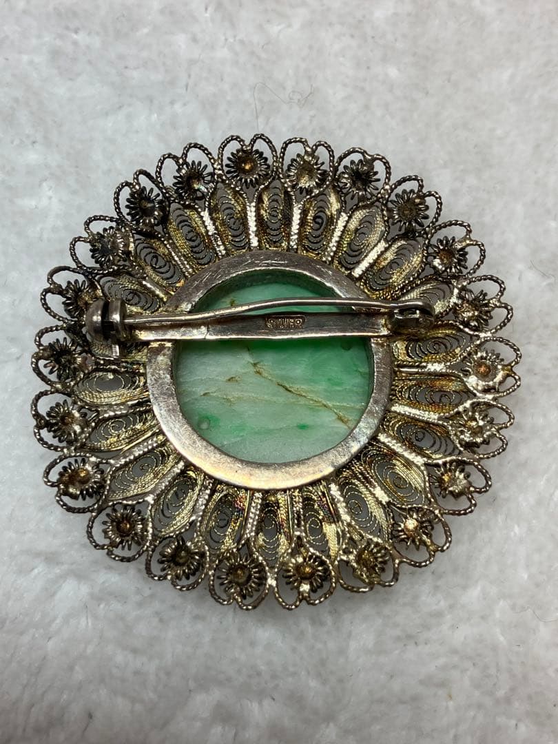 翡翠 ブローチ アンティーク