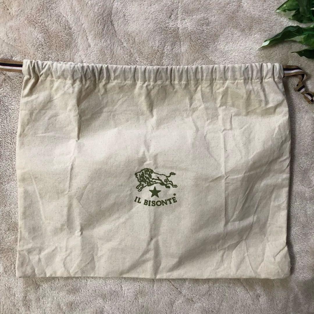 くろ　未使用♡ イルビゾンテ　クロスボディバッグ　ブラック　オールレザー