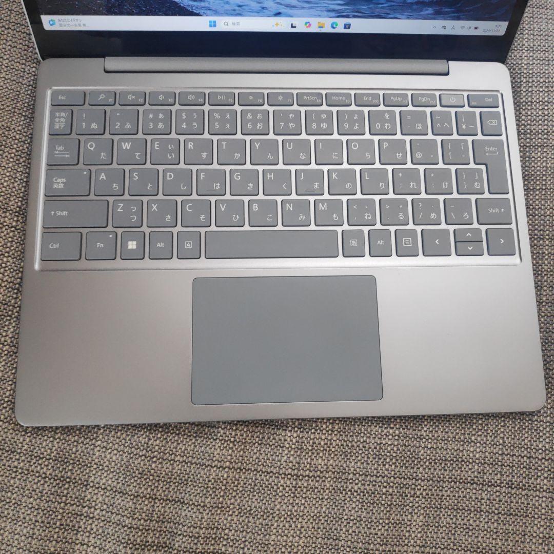 美品 Surface Laptop Go3 i5/8GB/256GB