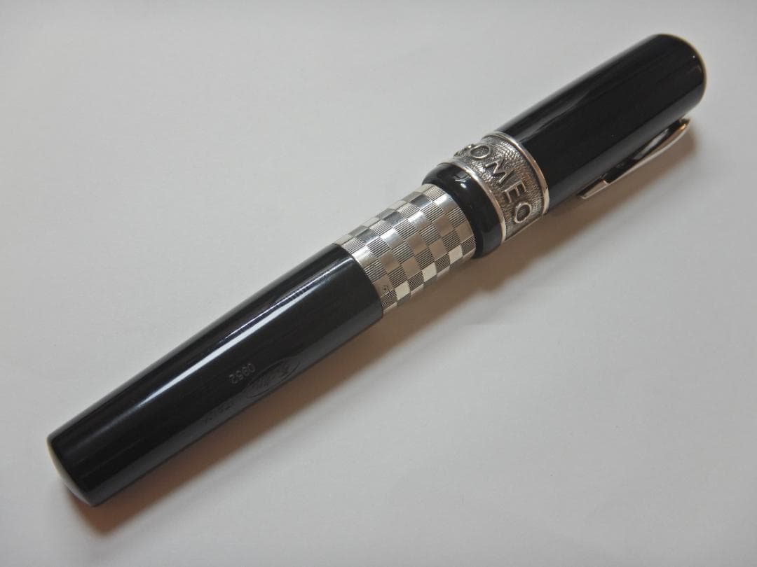 d*9様 【希少/美品】Delta デルタ 万年筆 アルファロメオ ペン先K18