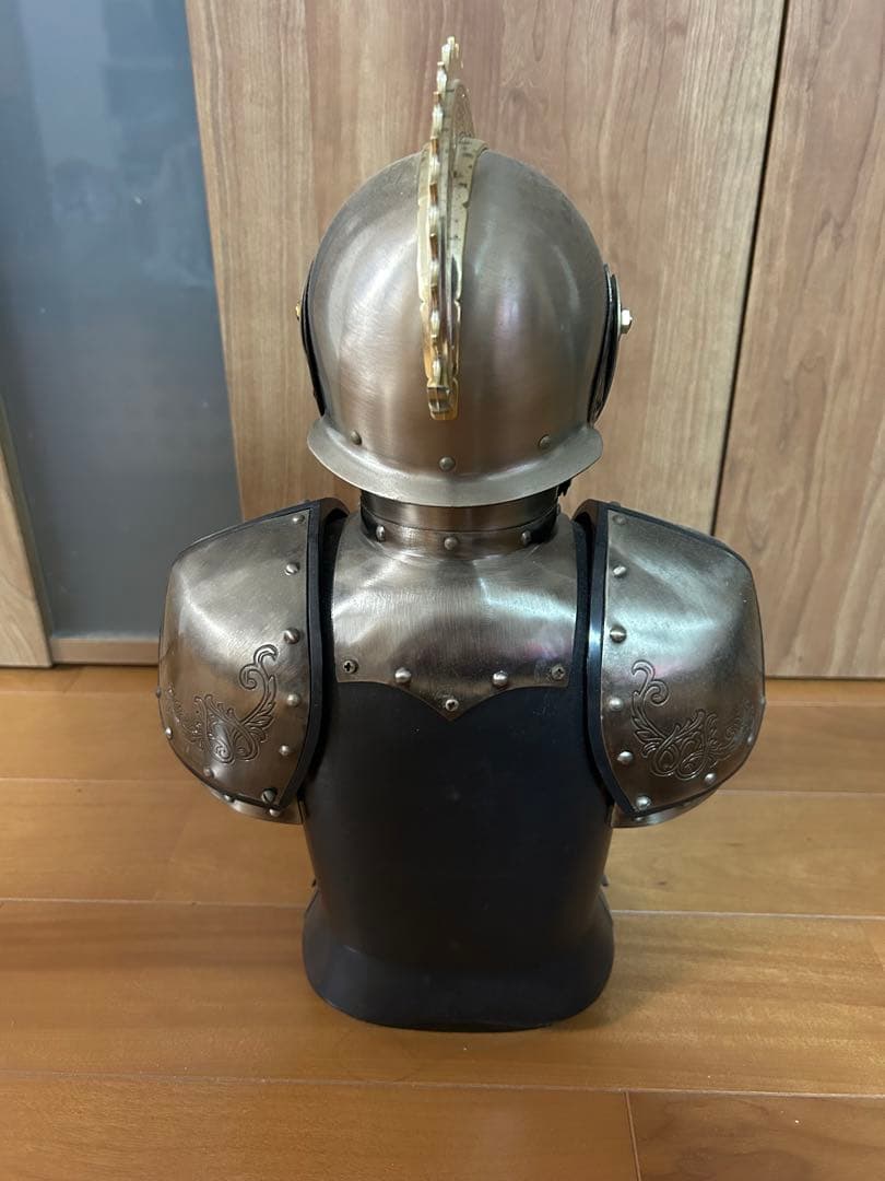 騎士の鎧 金属製 ニッカウイスキー 置物